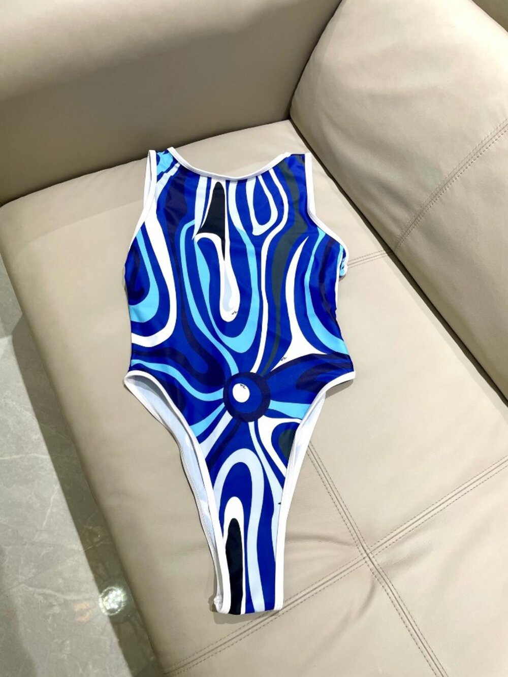🌼Emilio Pucci🌼 one-piece swimsuit + chiffon skirt - Picture 5 of 5